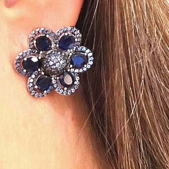 925 Sterling Silver Flower Earrings with Natural Blue Sapphire Gemstones - Picture 2 of 8